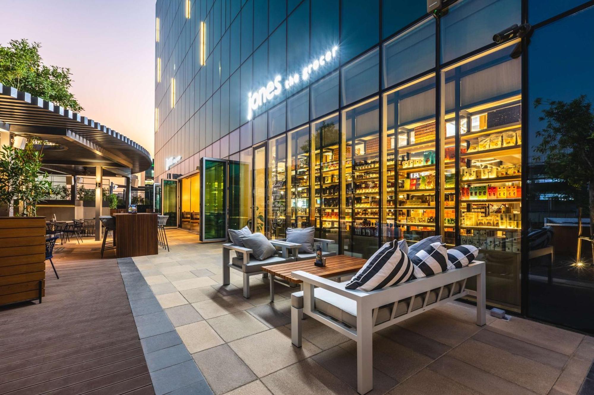 Radisson Red Dubai Silicon Oasis Hotel Exterior photo