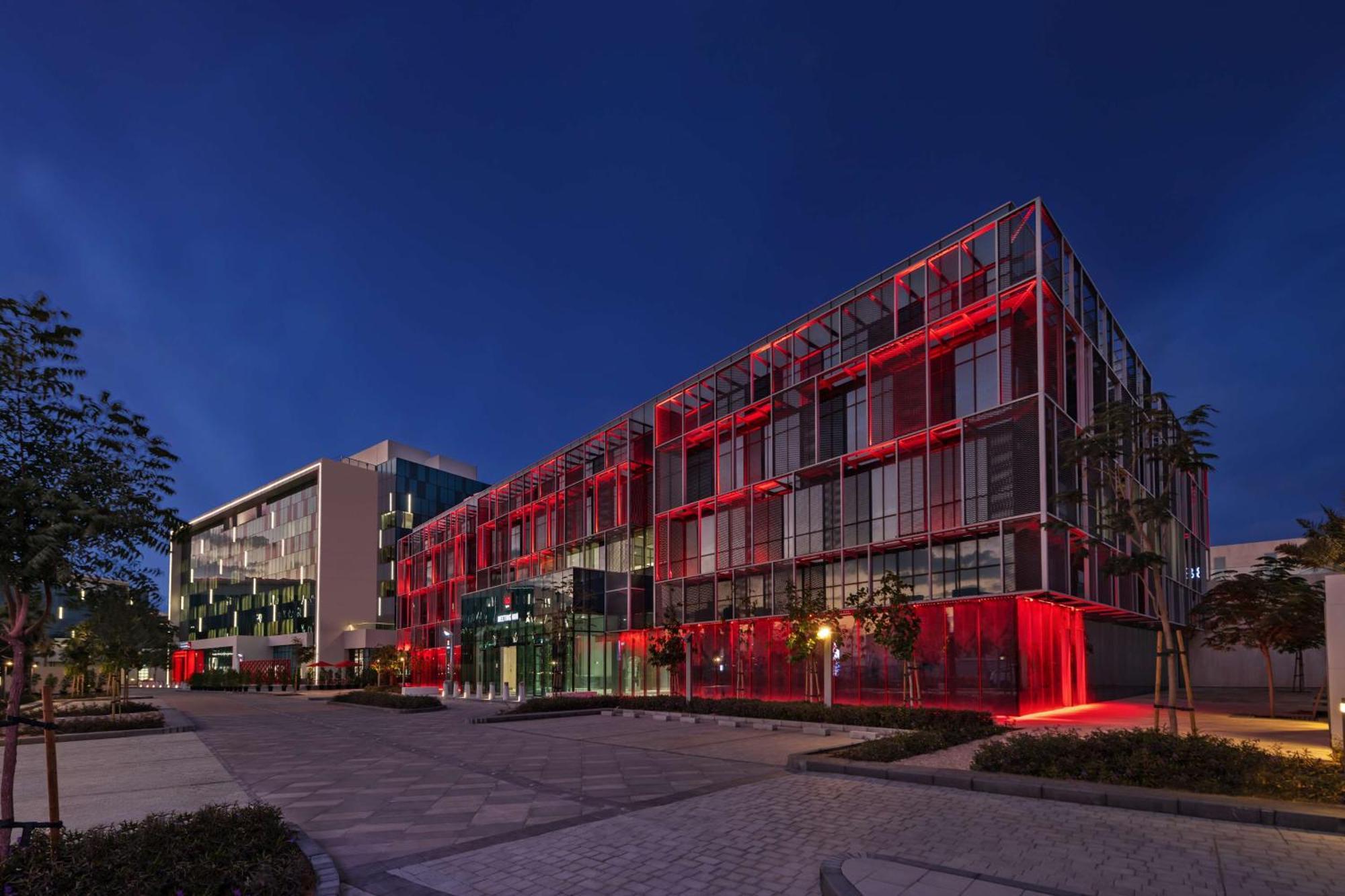 Radisson Red Dubai Silicon Oasis Hotel Exterior photo